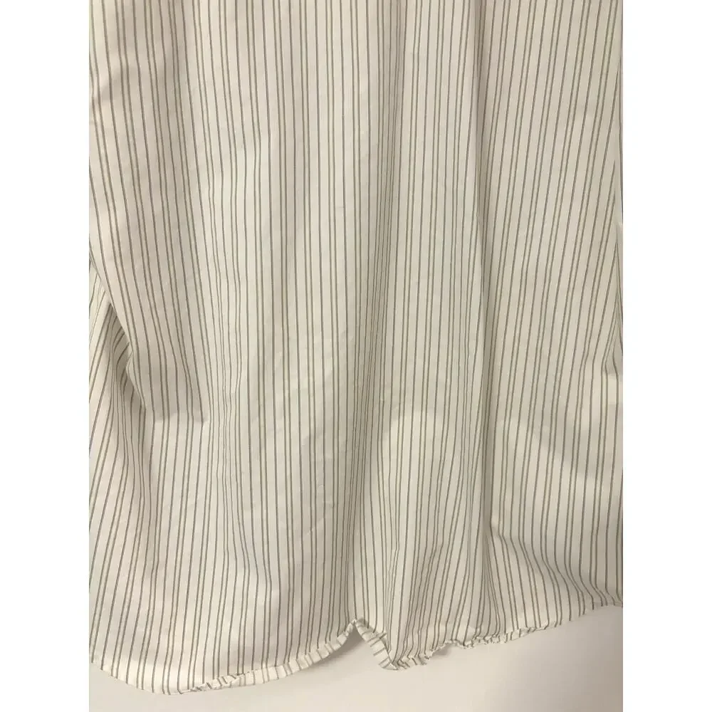 Banana Republic Men’s Button Up Shirt Medium Beige Stripe Long Sleeve Casual